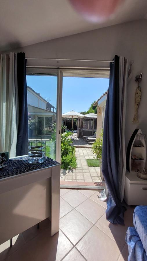 Dans Un Jardin Bb Et Jacuzzi Bed and Breakfast Mandelieu Εξωτερικό φωτογραφία