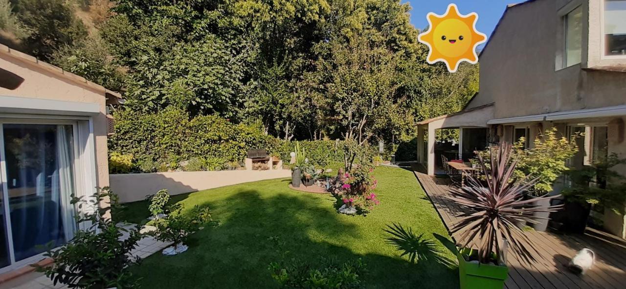 Dans Un Jardin Bb Et Jacuzzi Bed and Breakfast Mandelieu Εξωτερικό φωτογραφία